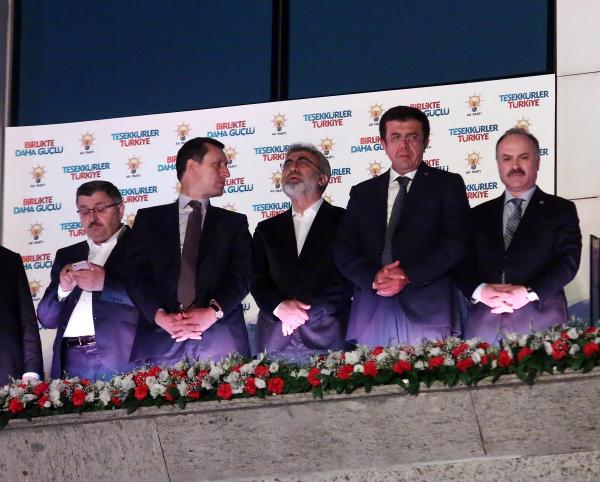 Davutoğlu: AK Parti bu seçimin galibidir ve birincisidir