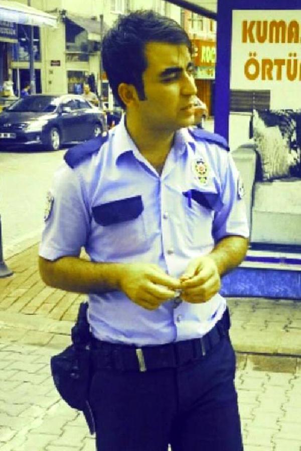 Genç polis evinde ölü bulundu