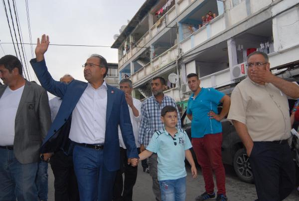 Ülkenin ilk Roman vekili seçilen Purçu, kızı 'Müjde'ye koştu (3)