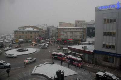 Yalova'da kar yağışı
