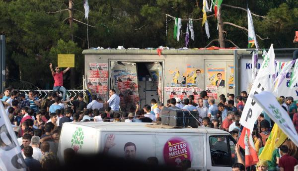Miting alanına bomba koyan sanık yarın adliyeye çıkarılıyor