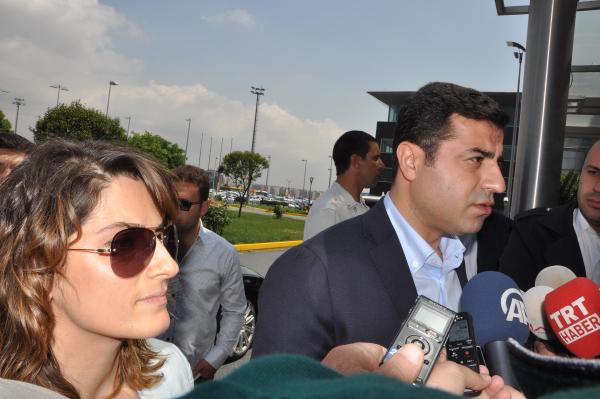 Demirtaş,"AKP ile bir koalisyon seçeneğimiz yok"