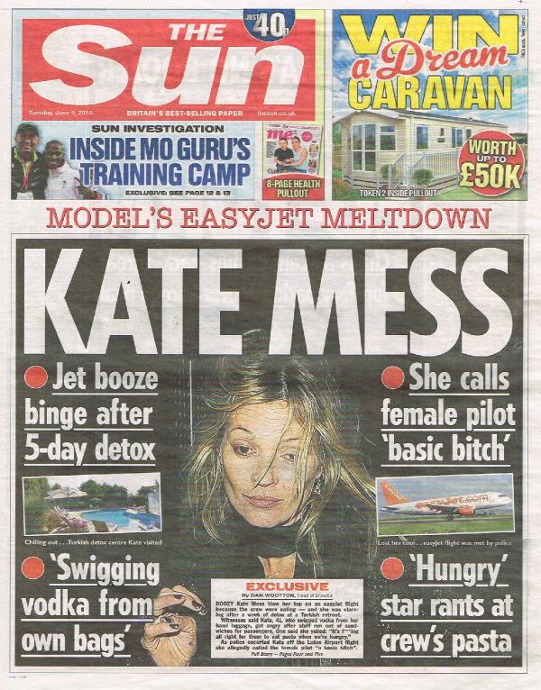 “Kate Moss uçakta içtiği içkinin etkisiyle kızıp üstünü çıkarttı”