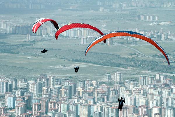 Ali Dağı Yamaç Paraşütü Kupası heyecanı başladı