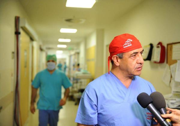 Türk cerrahlarının robotik böbrek nakli başarısı