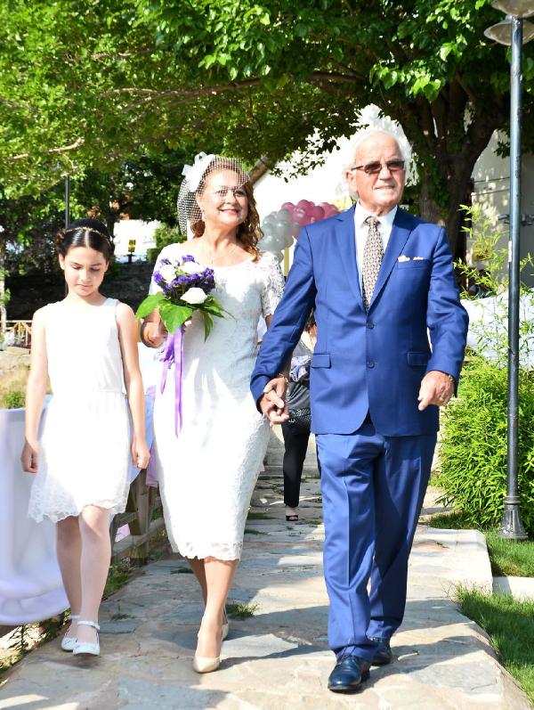Yaşlılar evinde ikinci bahar