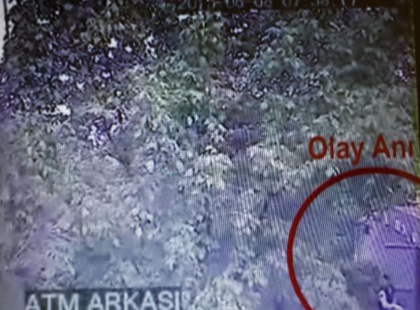 Heyecandan boş kasaları alıp kaçmışlar