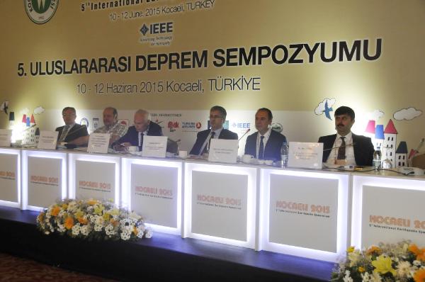 Deprem Sempozyumunda şok uyarılar: 1509 depremi tekrarlanırsa 450-500 bin kişi ölebilir
