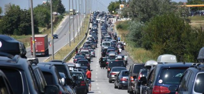 Gurbetçilere yardımcı olmak için Türk polis gönderildi