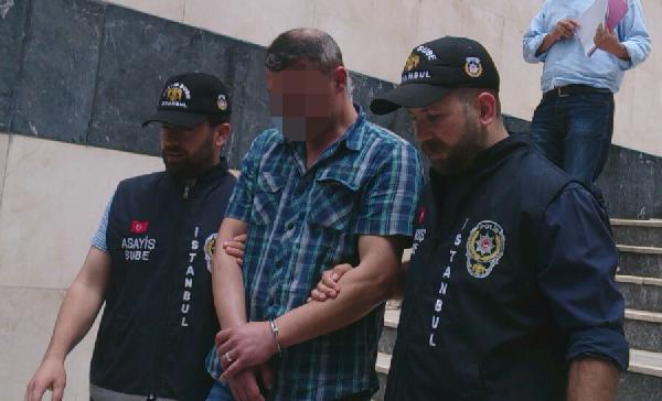 Güvenlik görevlisi banka soygununu engelledi