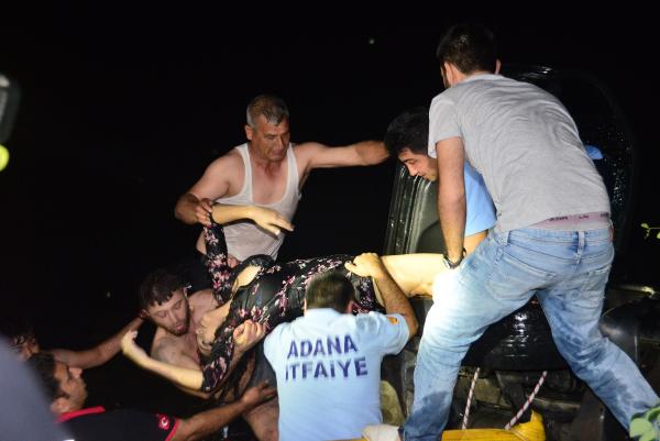 Mezuniyet kutlamasından dönerken göle uçtular