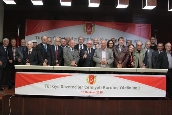 Turgay Olcayto, "Düşünce, yazı ve çizginin suç olmaktan çıkmasını istiyoruz"