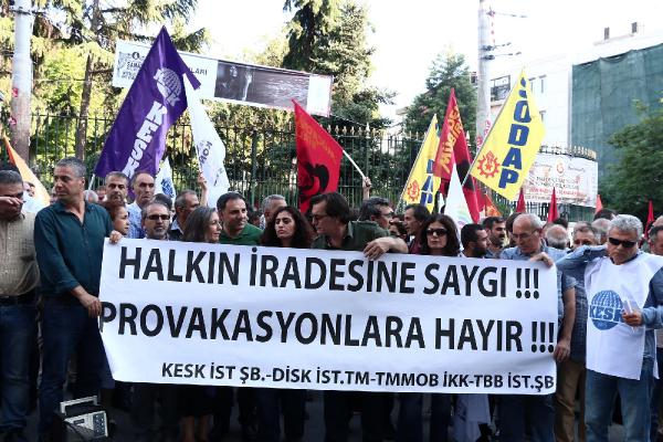 (FOTOĞRAF) Diyarbakır'daki olayları protesto ettiler