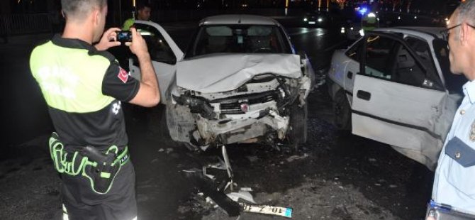 Kırmızı ışıkta geçip gurbetçiye çarptılar