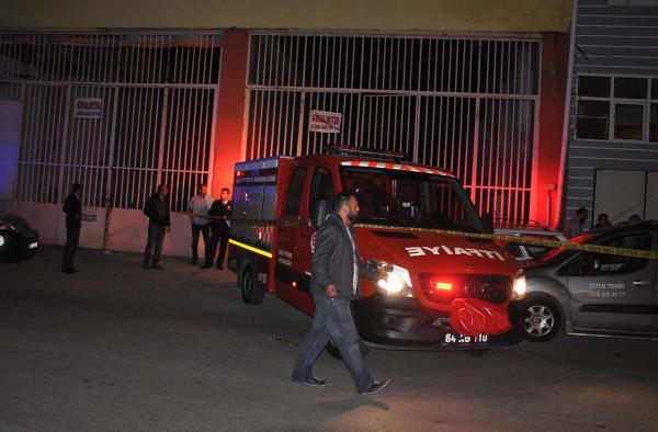 Uşak'ta sır ölüm