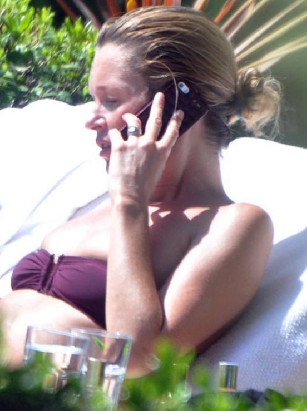 Kate Moss'un Bodrum tatili de olaylı bitmiş
