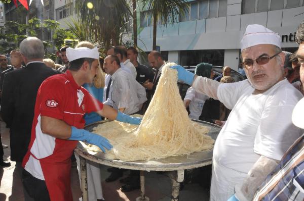7. Uluslararası Pişmaniye Festivali başladı