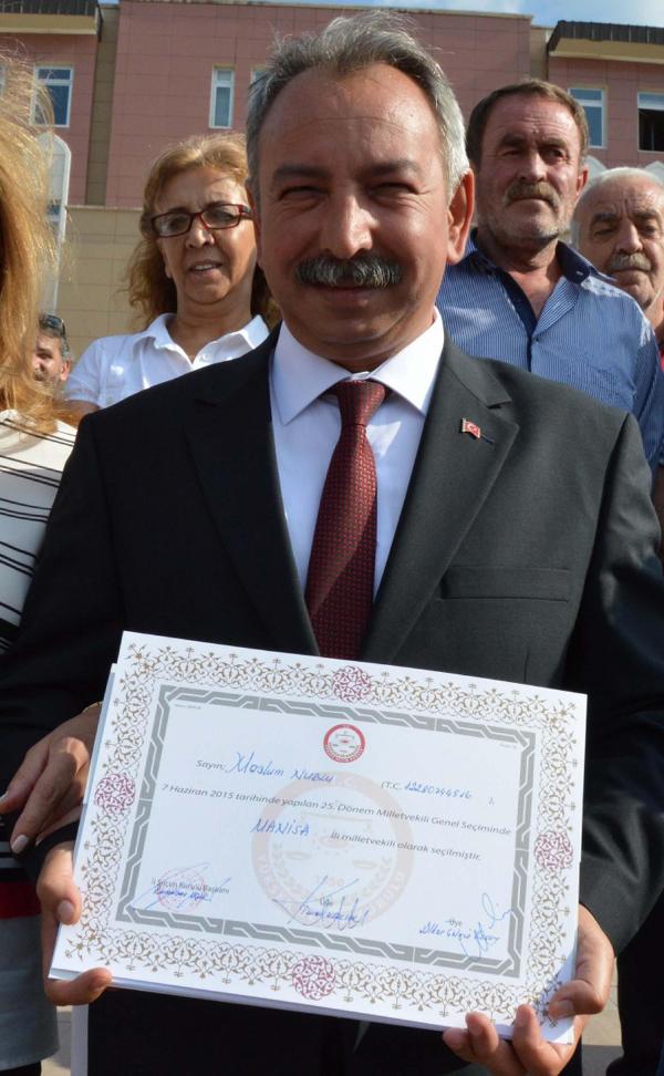 Mazbatalarını aldılar
