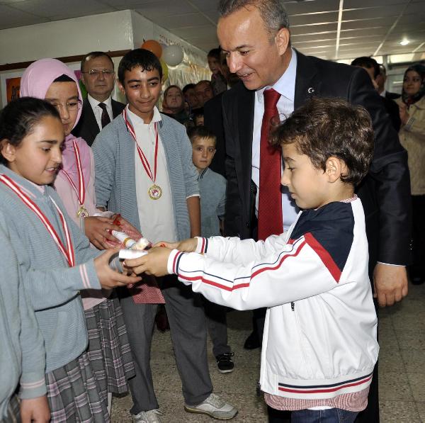 Afyon Valisi Güner: Çalışmayan müdürleri atamayacağım