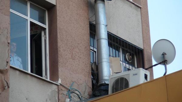 Anteni tamir ederken elektrik akımına kapılarak öldü
