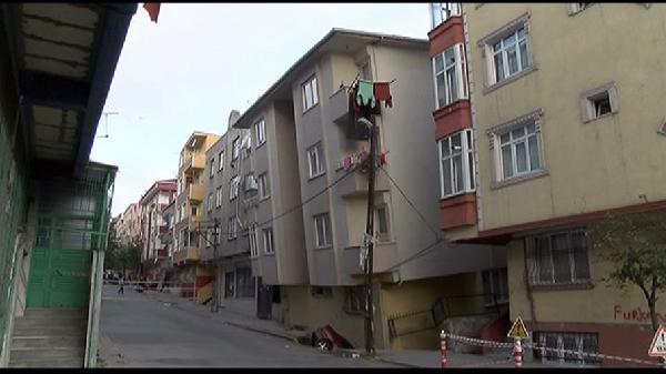 Gaziosmanpaşa'da "binanın yan yatmasına metro inşaatı neden oldu" iddiası