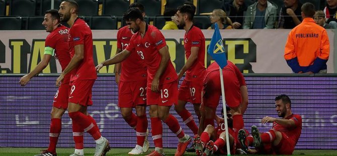 'Türkiye 2 dakikada İsveç'i gömdü'