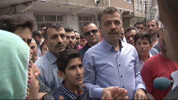 Gaziosmanpaşa Belediye Başkanı Usta, yan yatan binayı inceledi