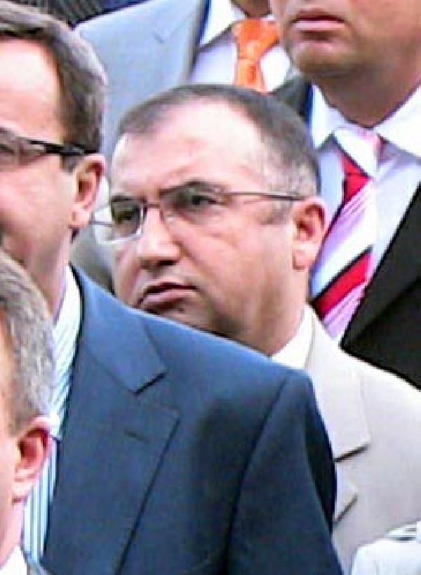 Adliyede yaz kararnamesi depremi