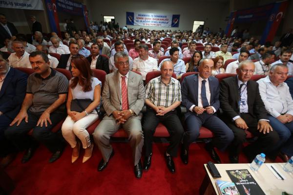 Türk-İş Başkanı Atalay: Doktor ve avukat milletvekilleri işçilerin derdini anlatacak