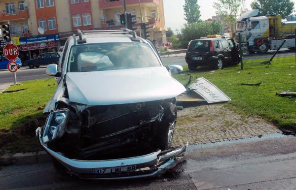 Ailesiyle tatile giden 2 yaşındaki çocuk kazada öldü