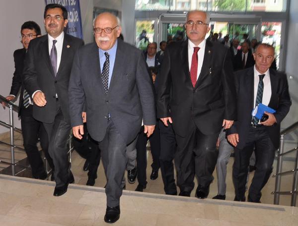 Bakan Avcı,Şücaaddin Veli anma etkinliklerine katıldı