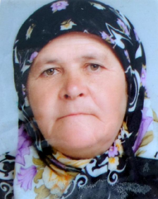Otomobil, bariyerlere çarpıp takla attı: 1 ölü, 2 yaralı