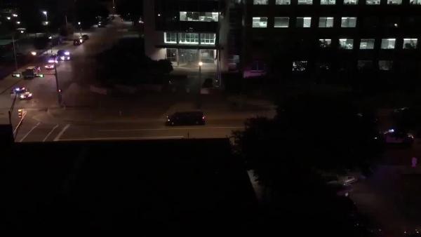 ABD'de polis merkezine bombalı ve silahlı saldırı