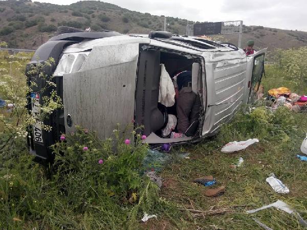 Çorum'da kaza: 1 ölü, 2 yaralı
