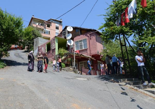 İSKİ aracı gecekondunun üzerine uçtu