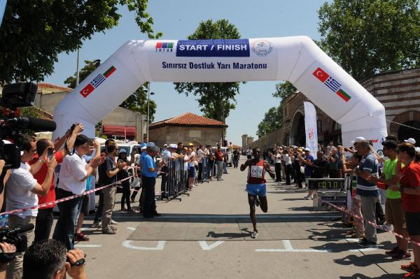 21 kilometrelik dostluk maratonu