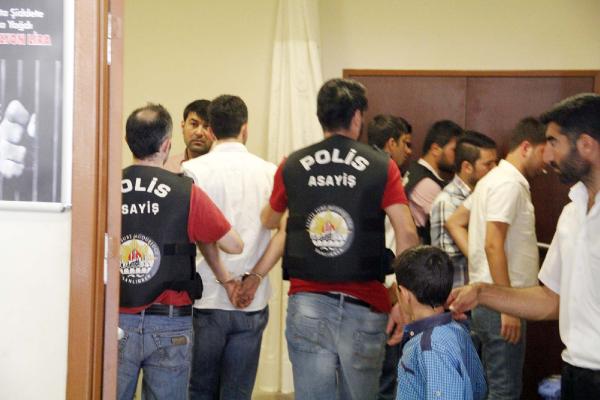 Tespih ve 3 bin liralık borcu için öldürülmüş