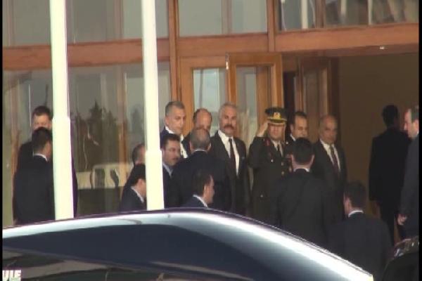 Cumhurbaşkanı Erdoğan, Ankara'ya milletvekili damadıyla birlikte gitti