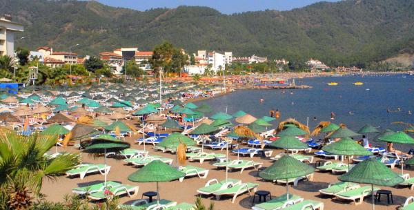 Kapının önünden denize girilen kent Marmaris