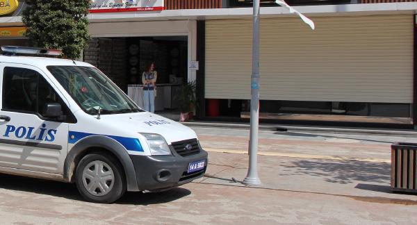 Kuyumcuda 'eski nişanlı' paniği
