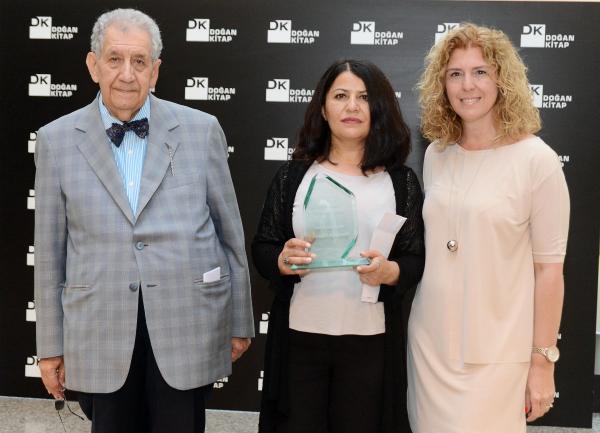 Duygu Asena Roman Ödülü, Menekşe Toprak’a verildi