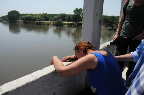 Meriç Nehri'ne düşen üniversiteli Mert aranıyor