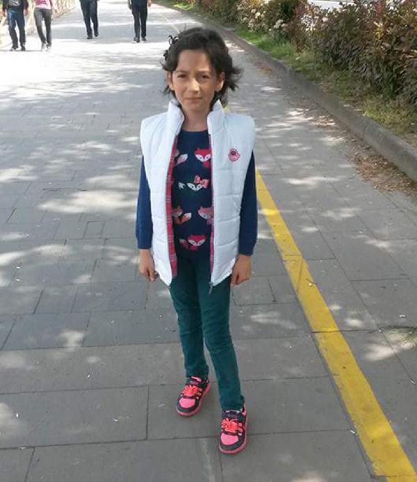 Beyin kanaması geçiren 10 yaşındaki kız kurtarılamadı