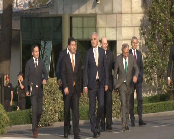 Erdoğan, MÜSİAD heyeti ile Huber'de yaklaşık 2 saat görüştü