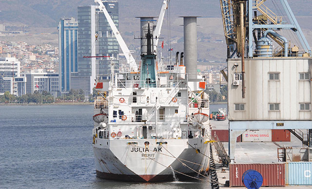 5 bin 391 ithal büyükbaş İzmir'e ulaştı