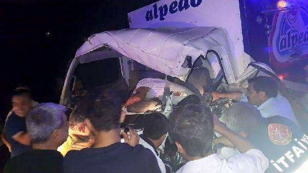 Şırnak İdil'de zincirleme kaza: 3 ölü, 5 yaralı