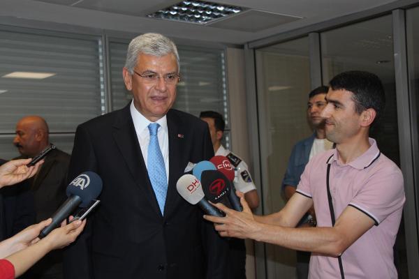 Bakanlar Bozkır ve Güllüce mazbatalarını aldı
