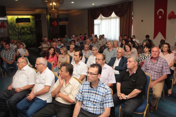 Kan bağışçılarına madalya verildi