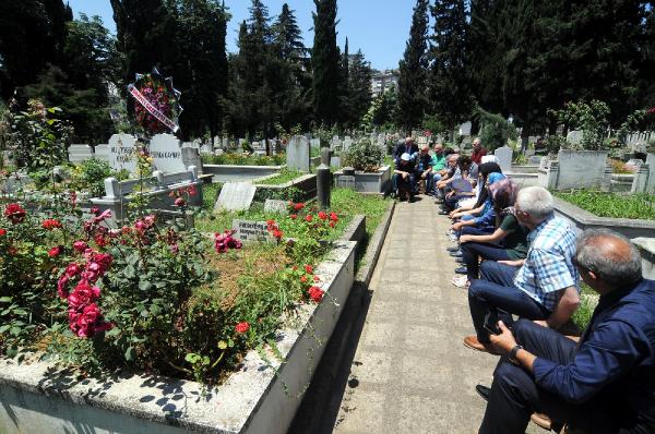 Orhan Kaynar anıldı