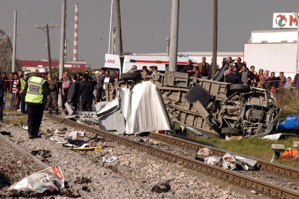 Mersin'de 12 kişinin öldüğü tren faciasında duruşma karar için ertelendi